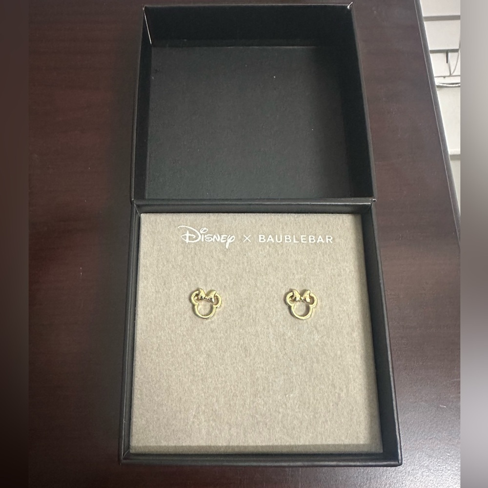 NIB Disney x BaubleBar Gold Minnie Mouse Earrings